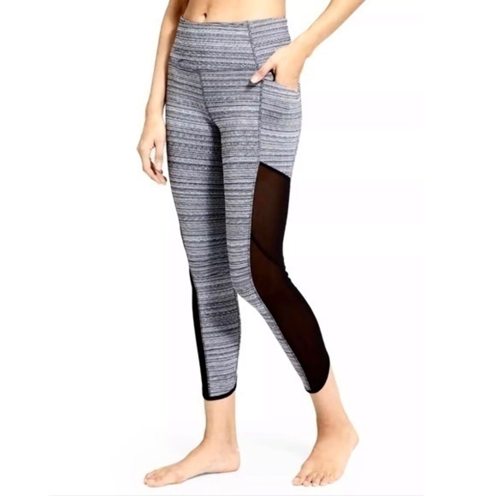 Athleta To Town Crop Leggings